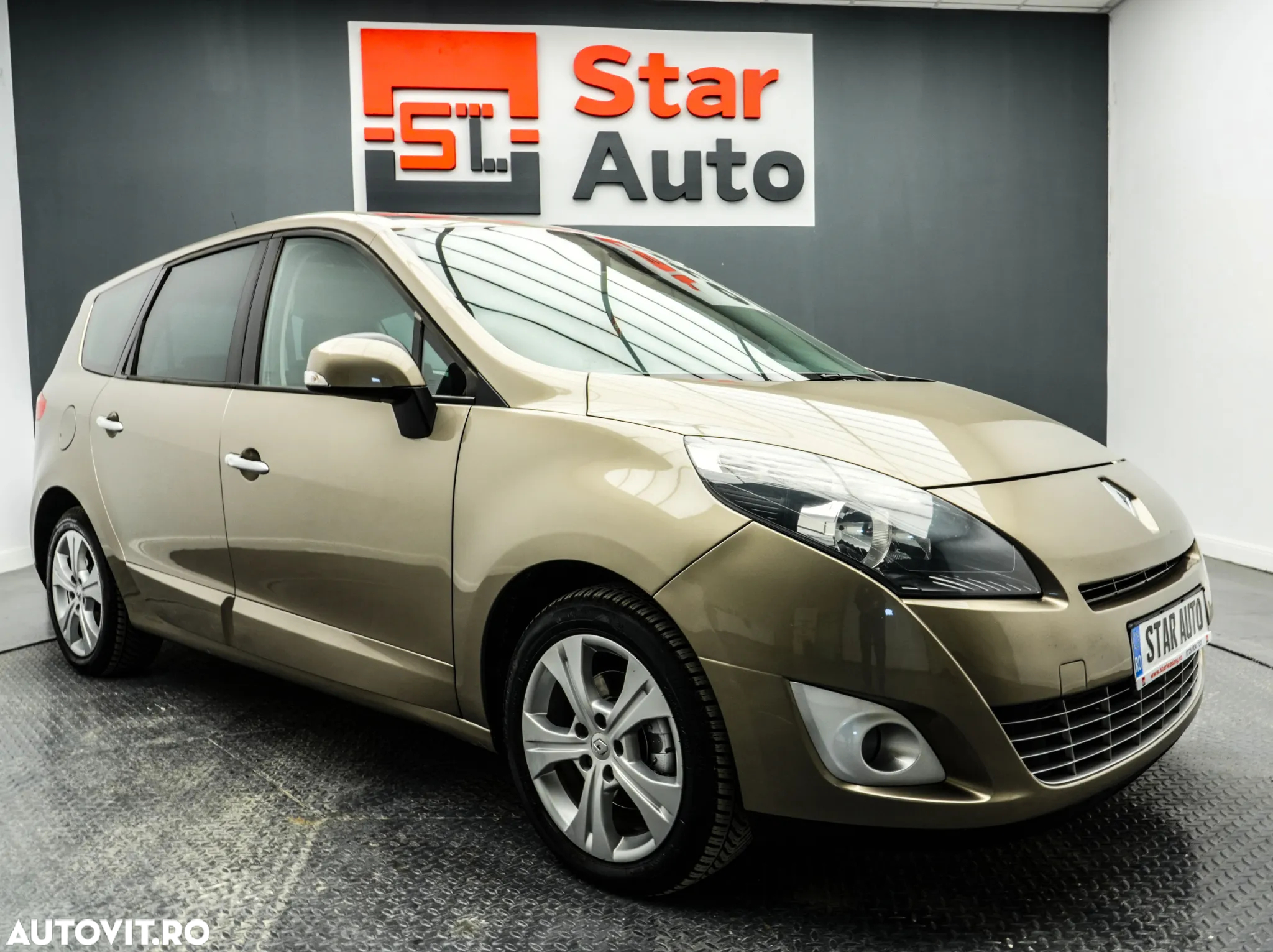 Renault Scenic - 3