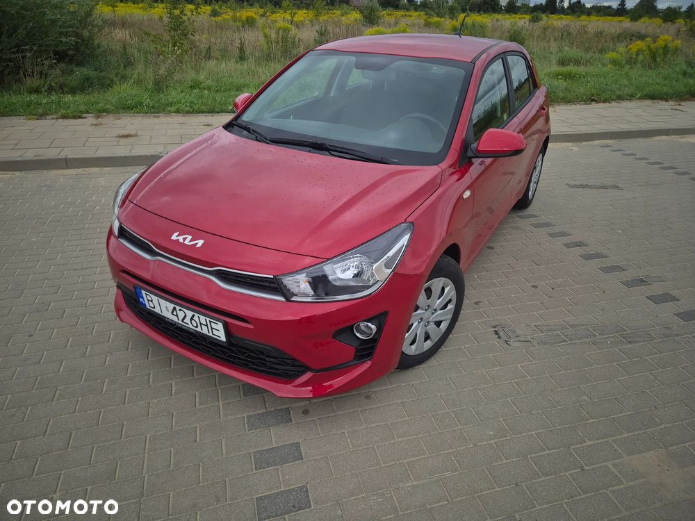 Kia Rio 1.2 L - 1