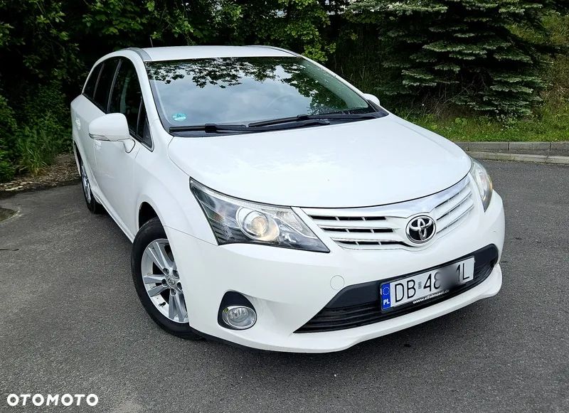 Toyota Avensis 2.0 D-4D Premium - 4