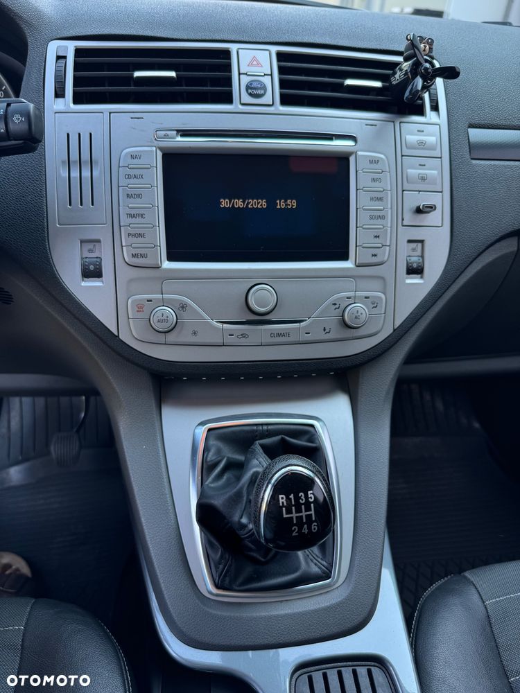 Ford Kuga 2.0 TDCi Titanium - 16