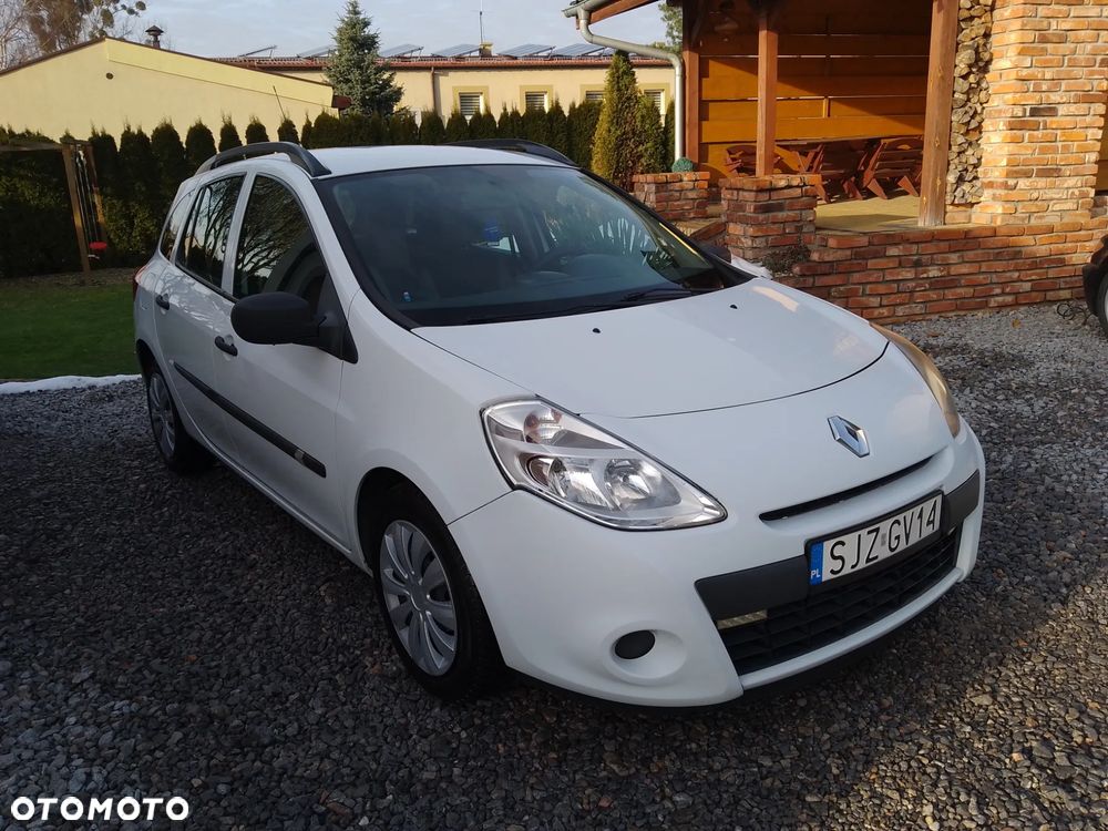 Renault Clio - 1