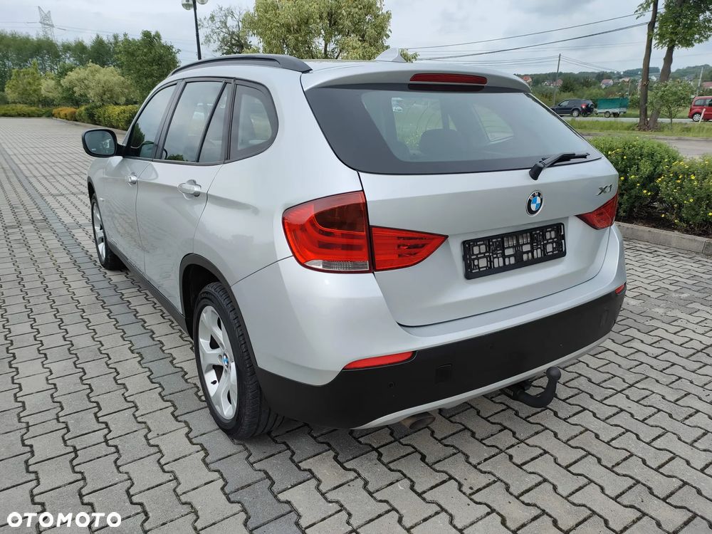 BMW X1 xDrive18d xLine - 6