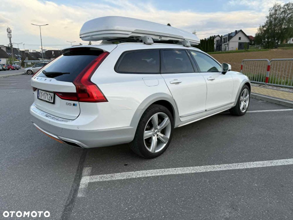 Volvo V90 Cross Country - 3