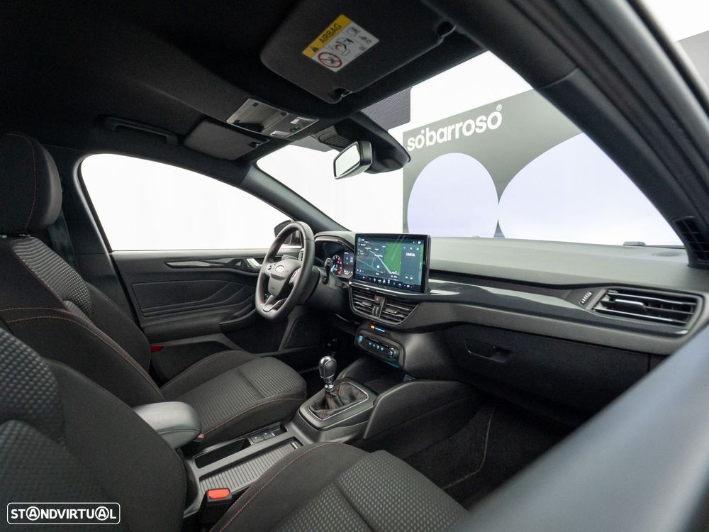 Ford Focus - 41