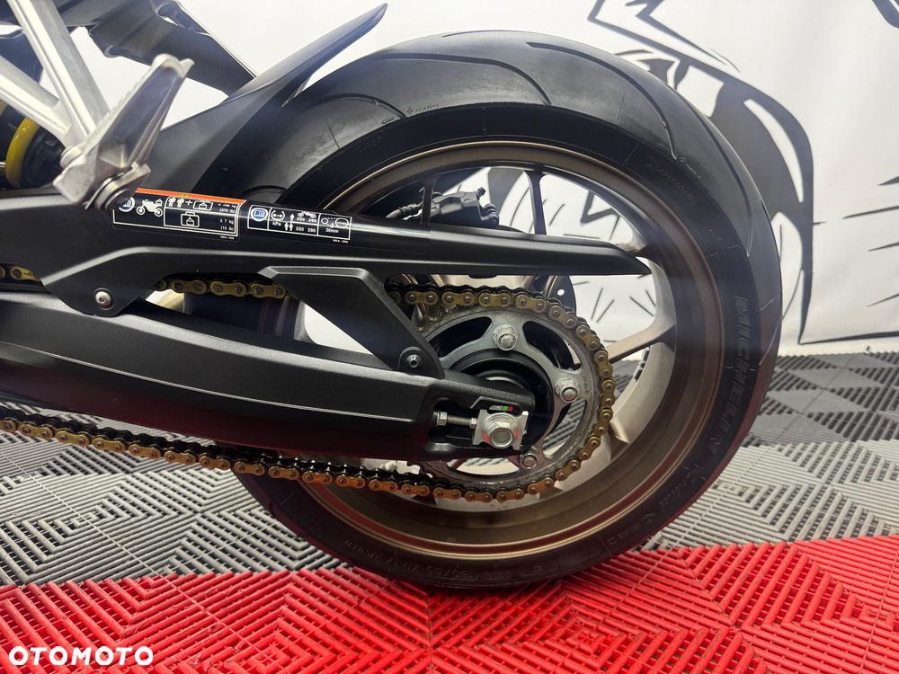 Honda CB - 18