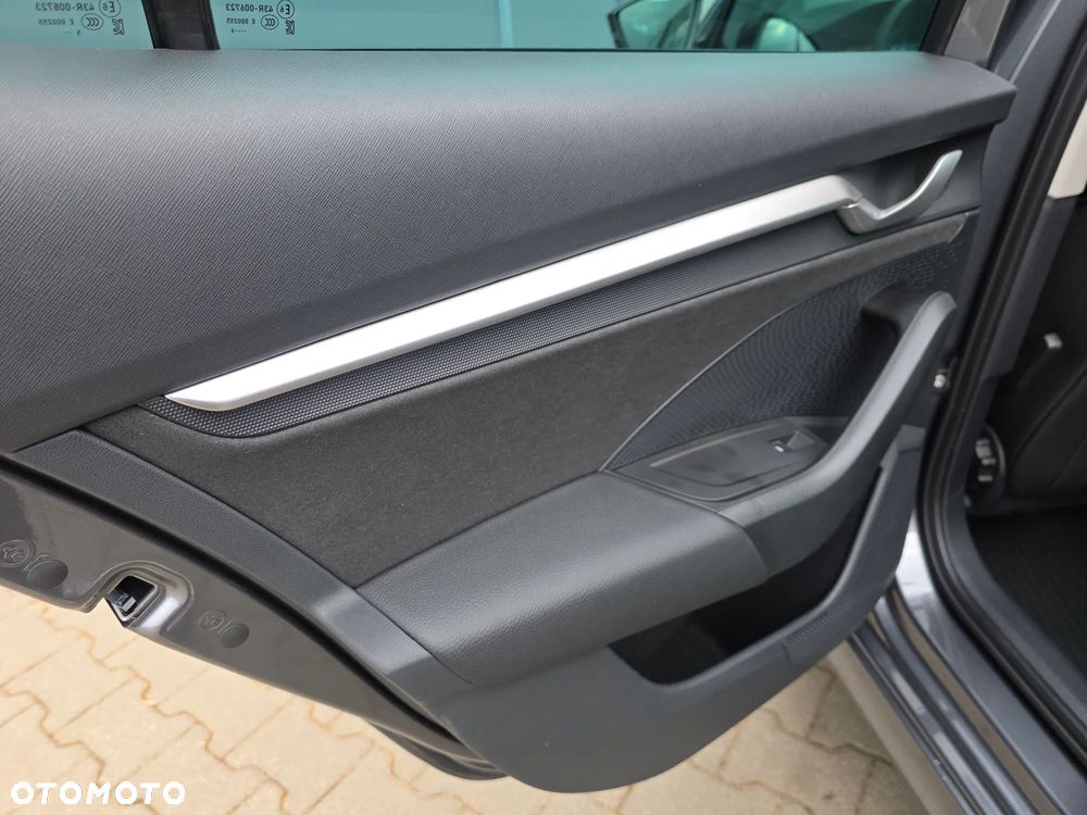 Skoda Octavia 1.5 TSI mHEV Drive Selection DSG - 8