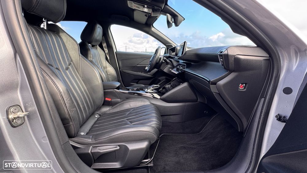 Peugeot 208 1.2 PureTech GT EAT8 - 20