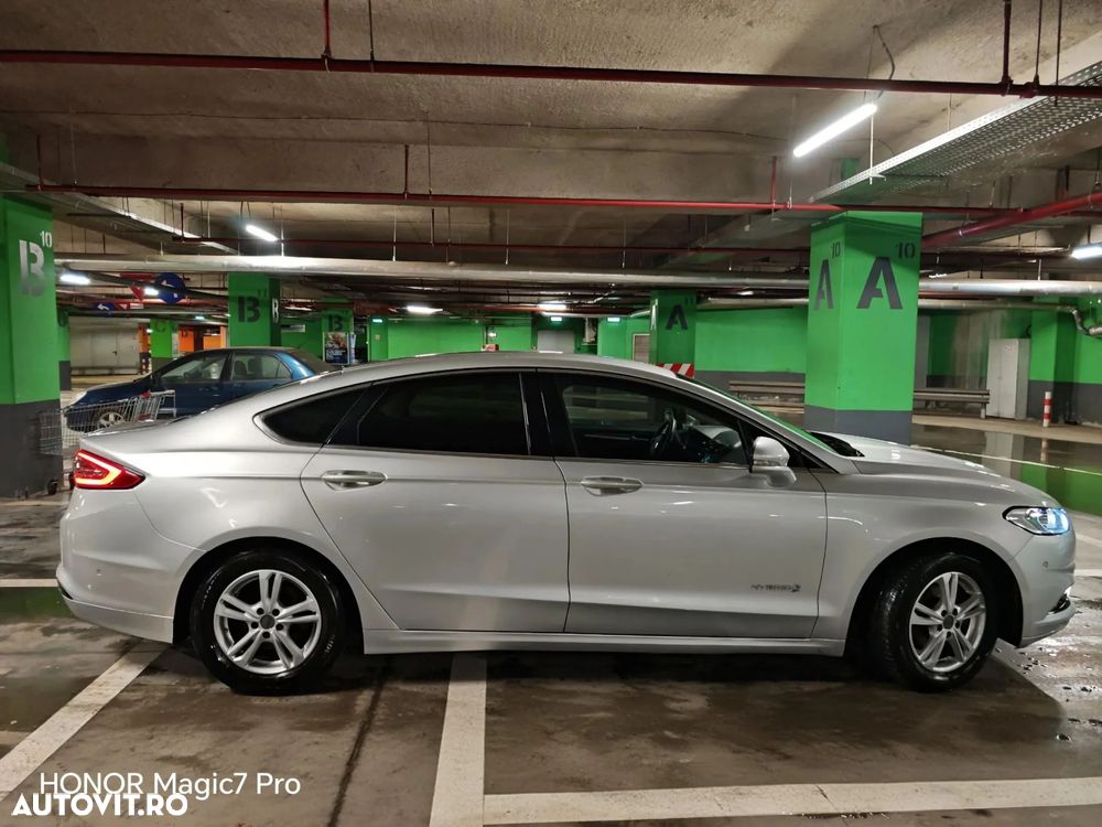 Ford Mondeo 2.0 HEV Titanium - 2
