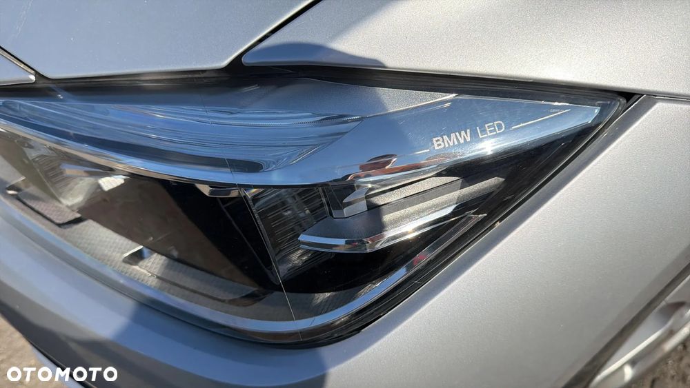 BMW Seria 3 318d Edition Luxury Line Purity - 23