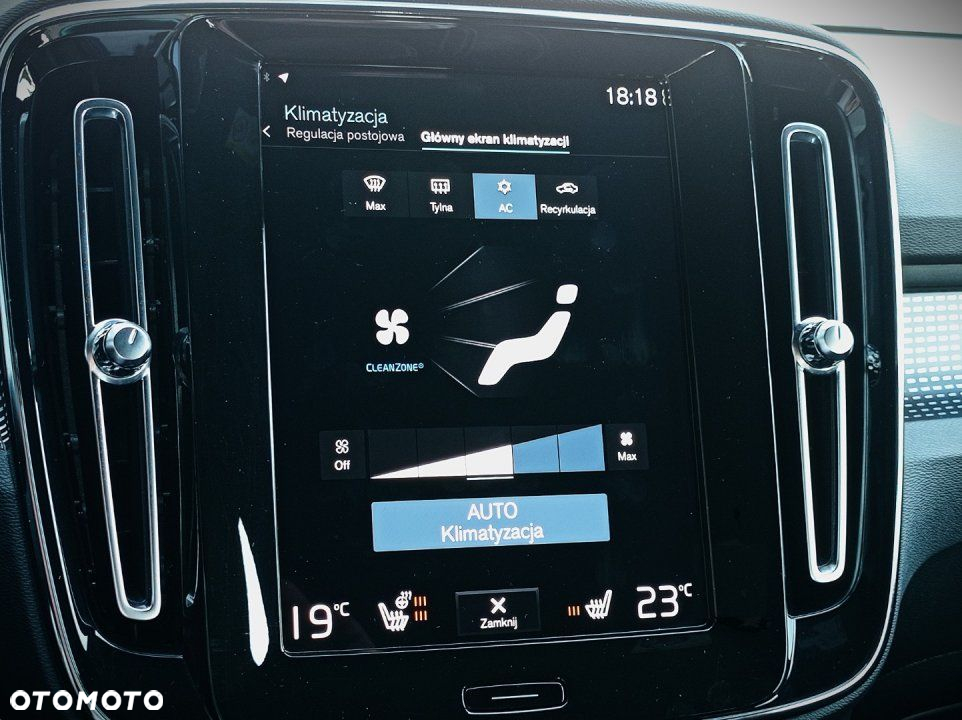 Volvo XC 40 - 37