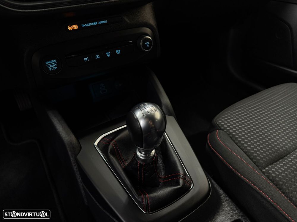 Ford Focus 1.0 EcoBoost MHEV ST-Line - 22