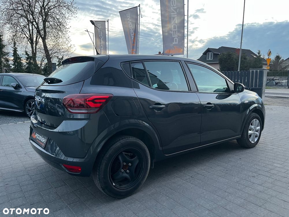 Dacia Sandero - 6