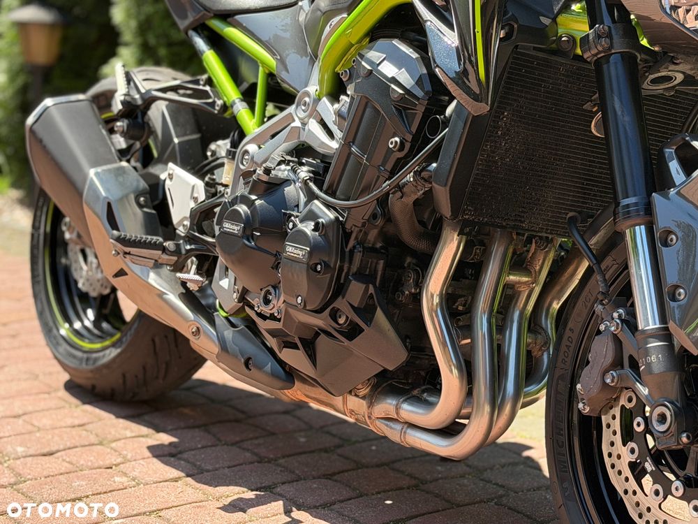 Kawasaki Z 900 - 12