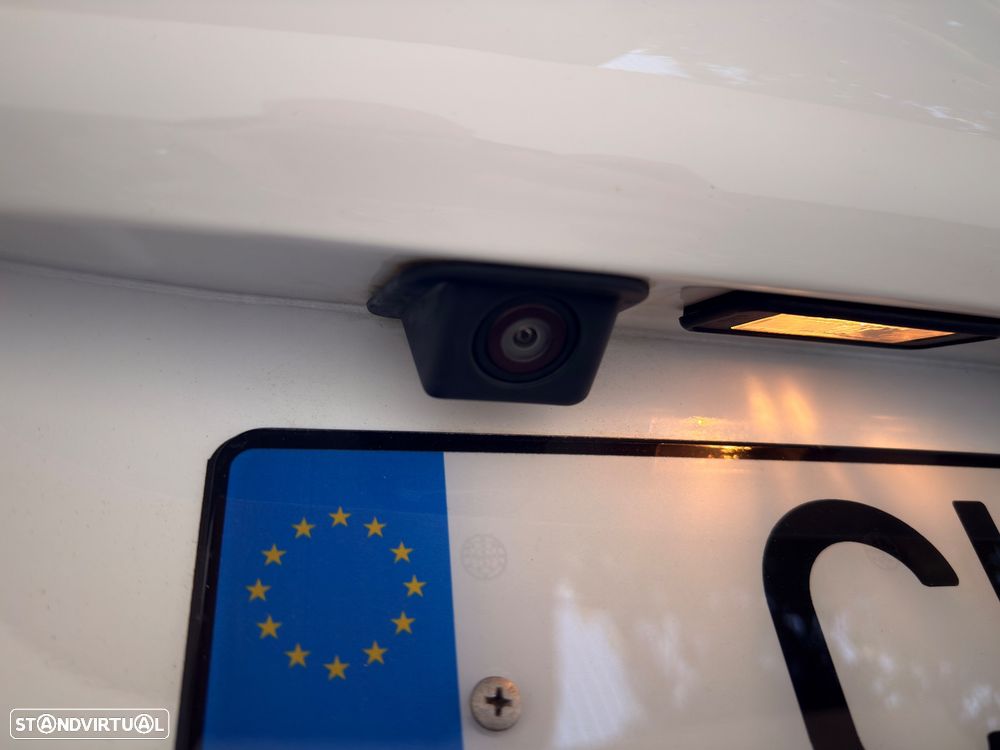 Peugeot 2008 1.2 PureTech Allure - 26