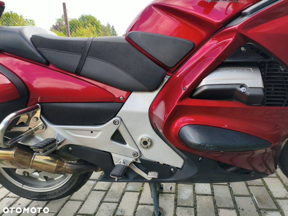 Honda ST - 3