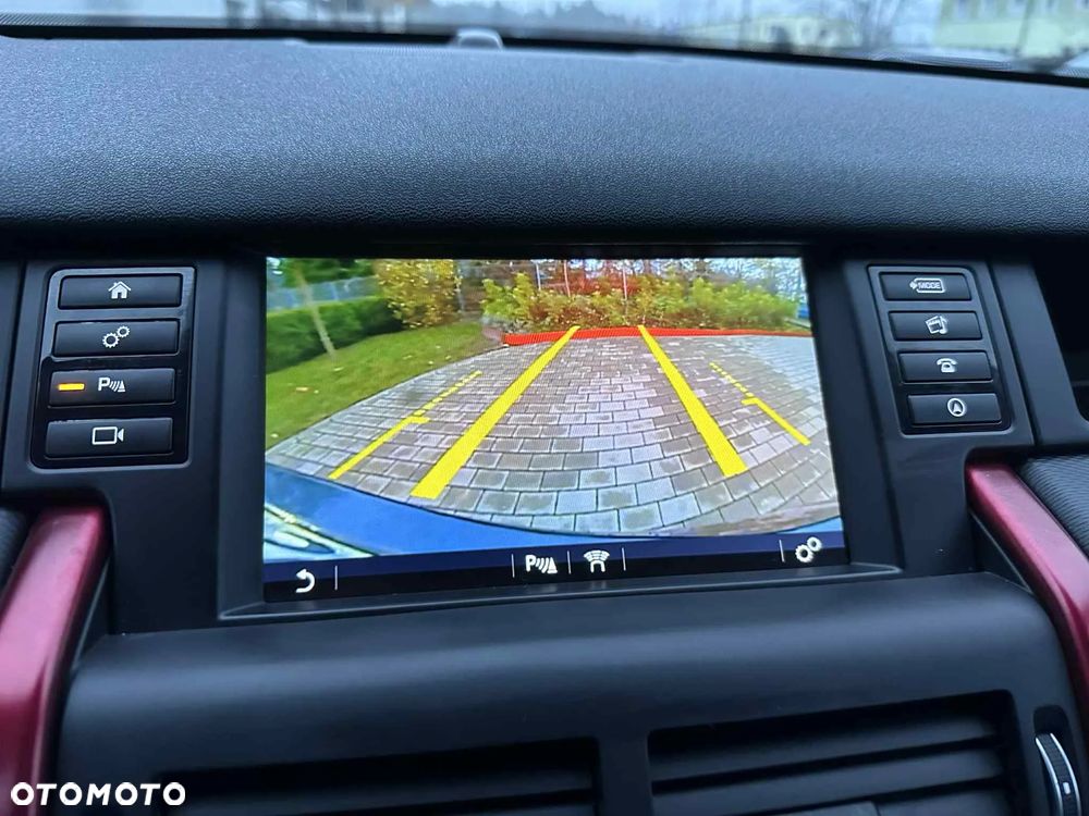 Land Rover Discovery Sport 2.0 D150 R-Dynamic HSE - 21