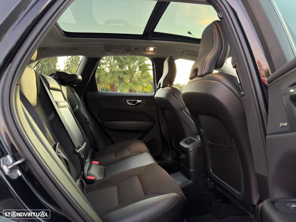 Volvo XC 60 2.0 T8 PHEV Momentum AWD - 7