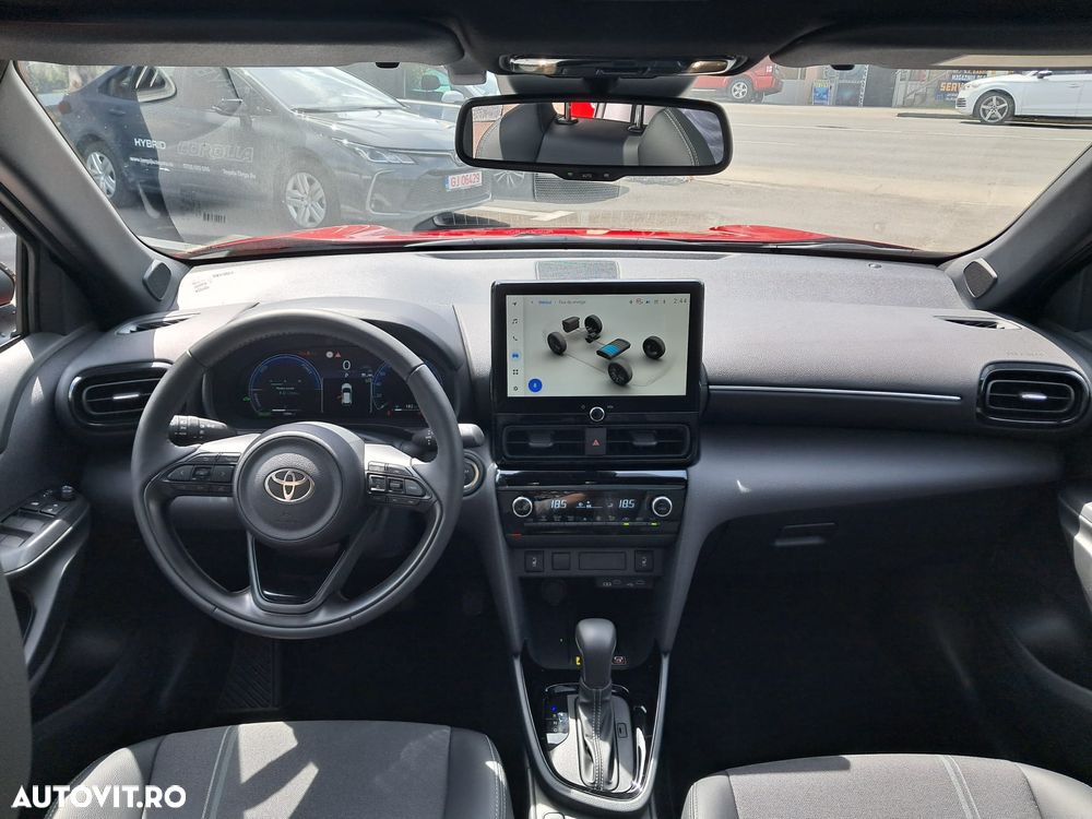 Toyota Yaris Cross 1.5 VVT-i HSD 4x2 Exclusive Adventure - 13