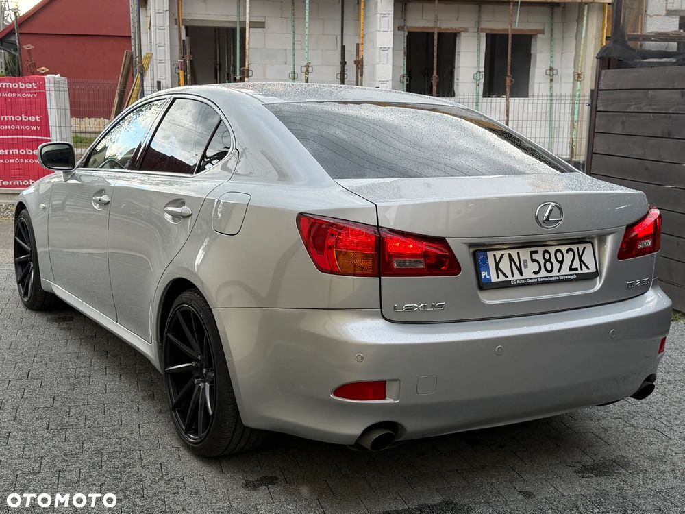 Lexus IS 250 Prestige - 12