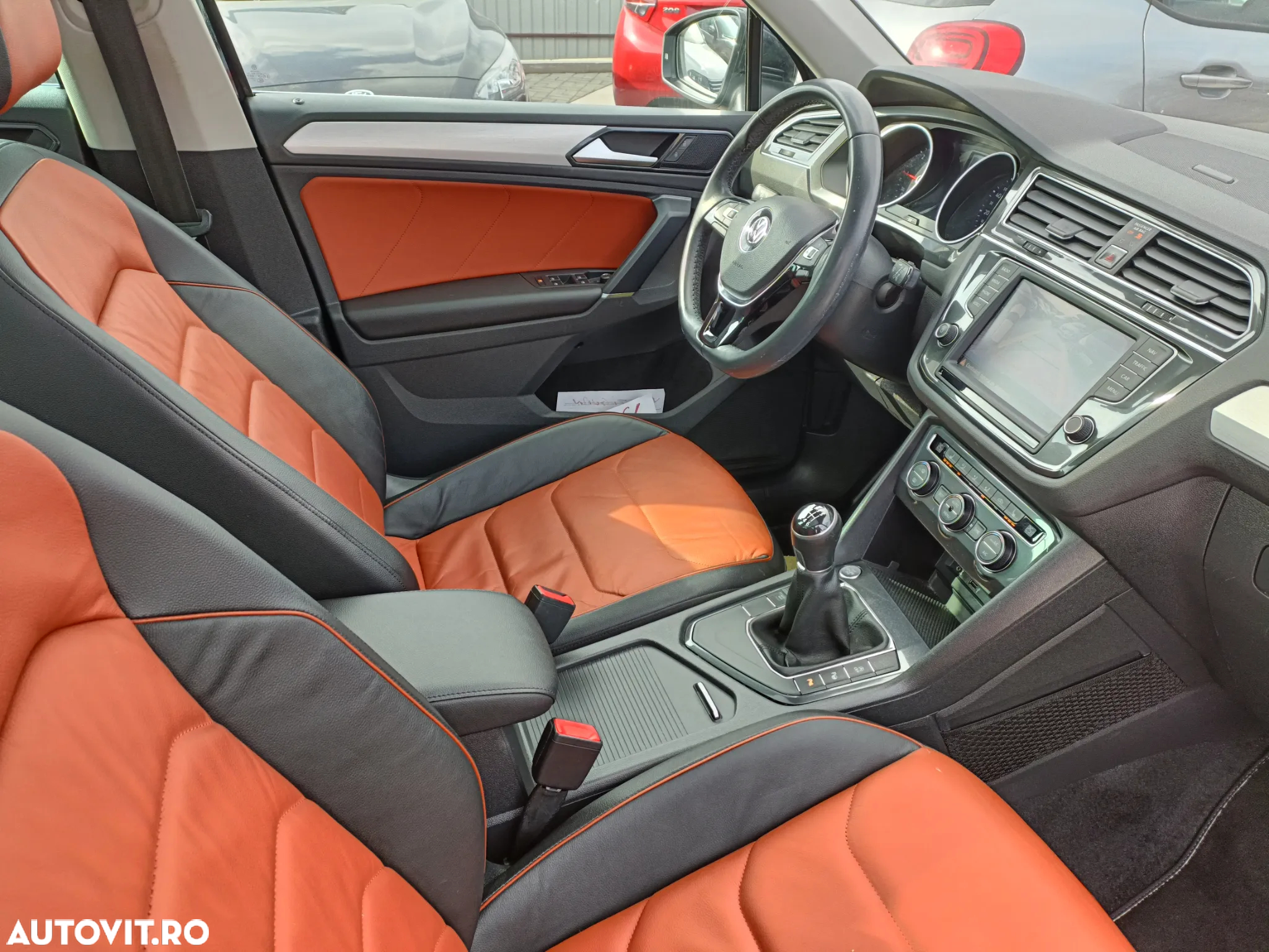 Volkswagen Tiguan 2.0 TDI SCR Comfortline - 7