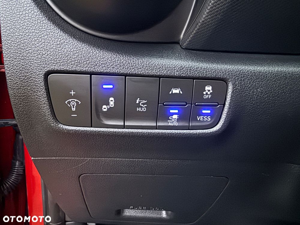 Hyundai Kona Premium - 18