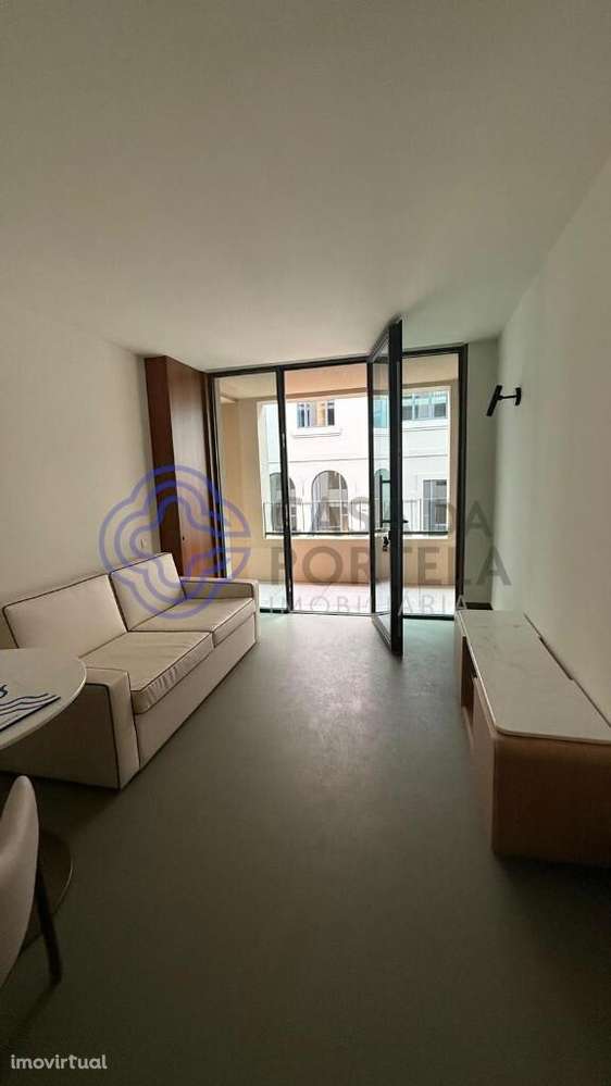 Apartamentos T0 Novos para Arrendamento , com lugar de garagem - Cond. - Grande imagem: 5/24