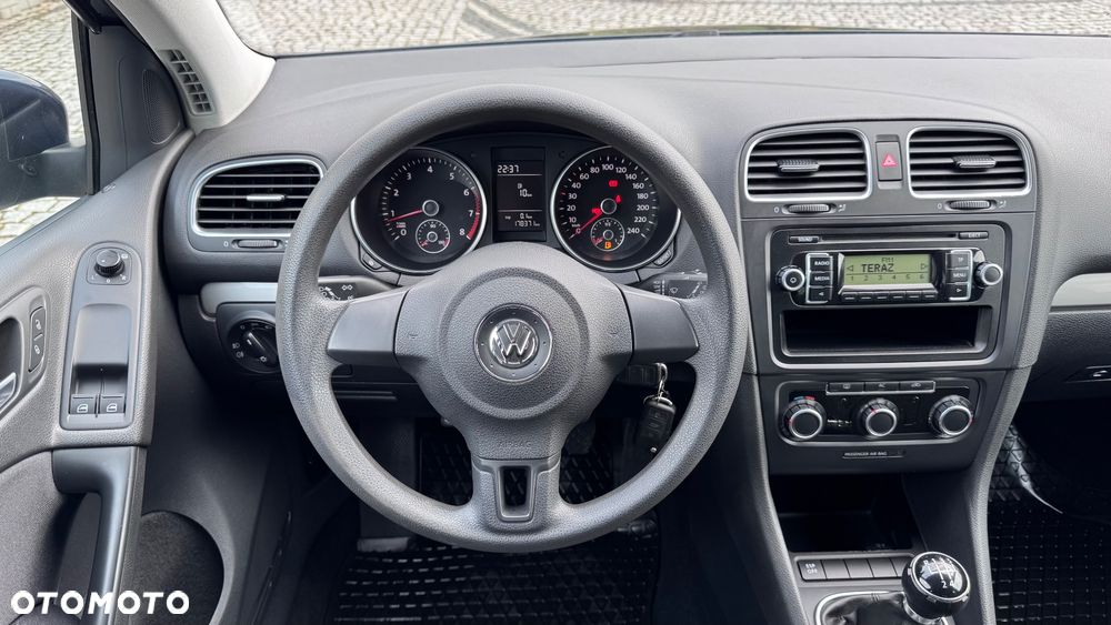 Volkswagen Golf 1.4 FSI Sportline - 25
