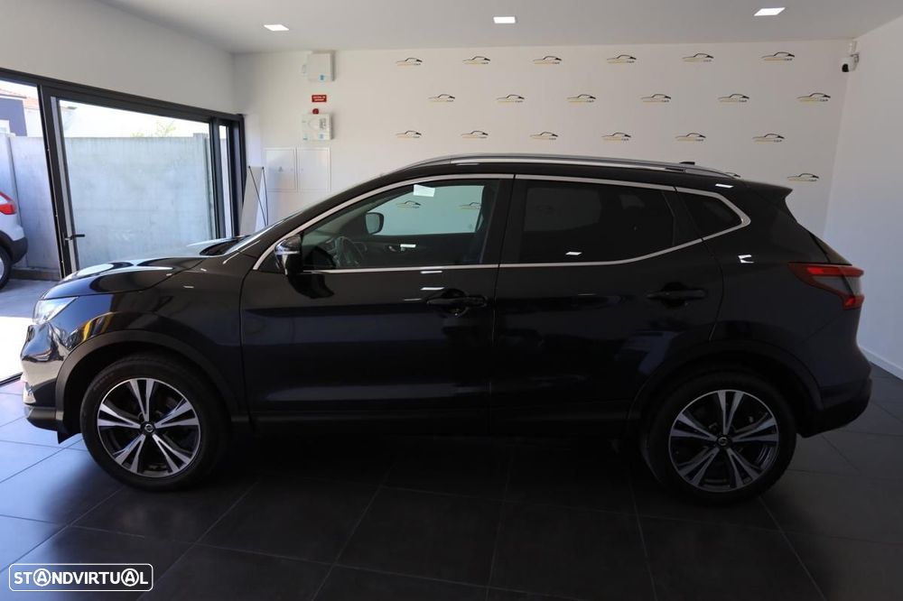Nissan Qashqai 1.5 dCi N-Connecta Led - 3