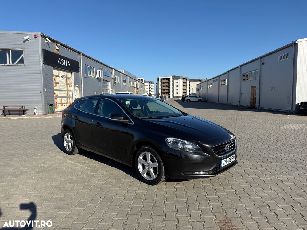 Volvo V40 D2 Summum - 27