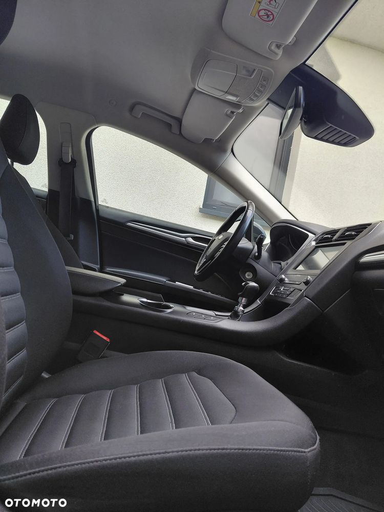 Ford Mondeo 2.0 TDCi Titanium - 17