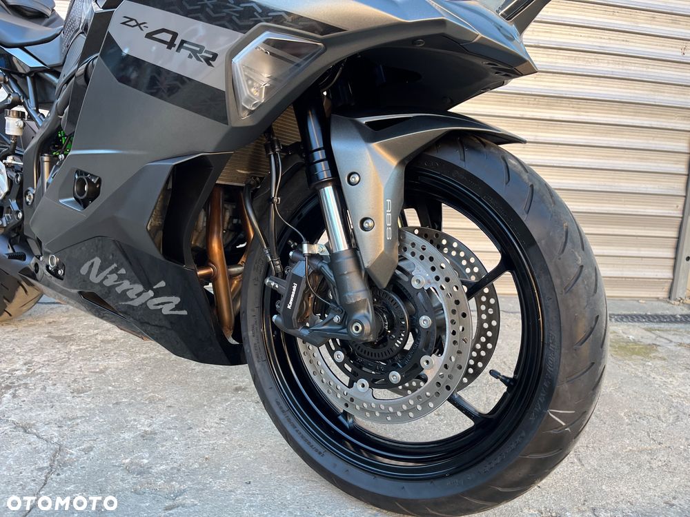 Kawasaki Ninja 400 - 25