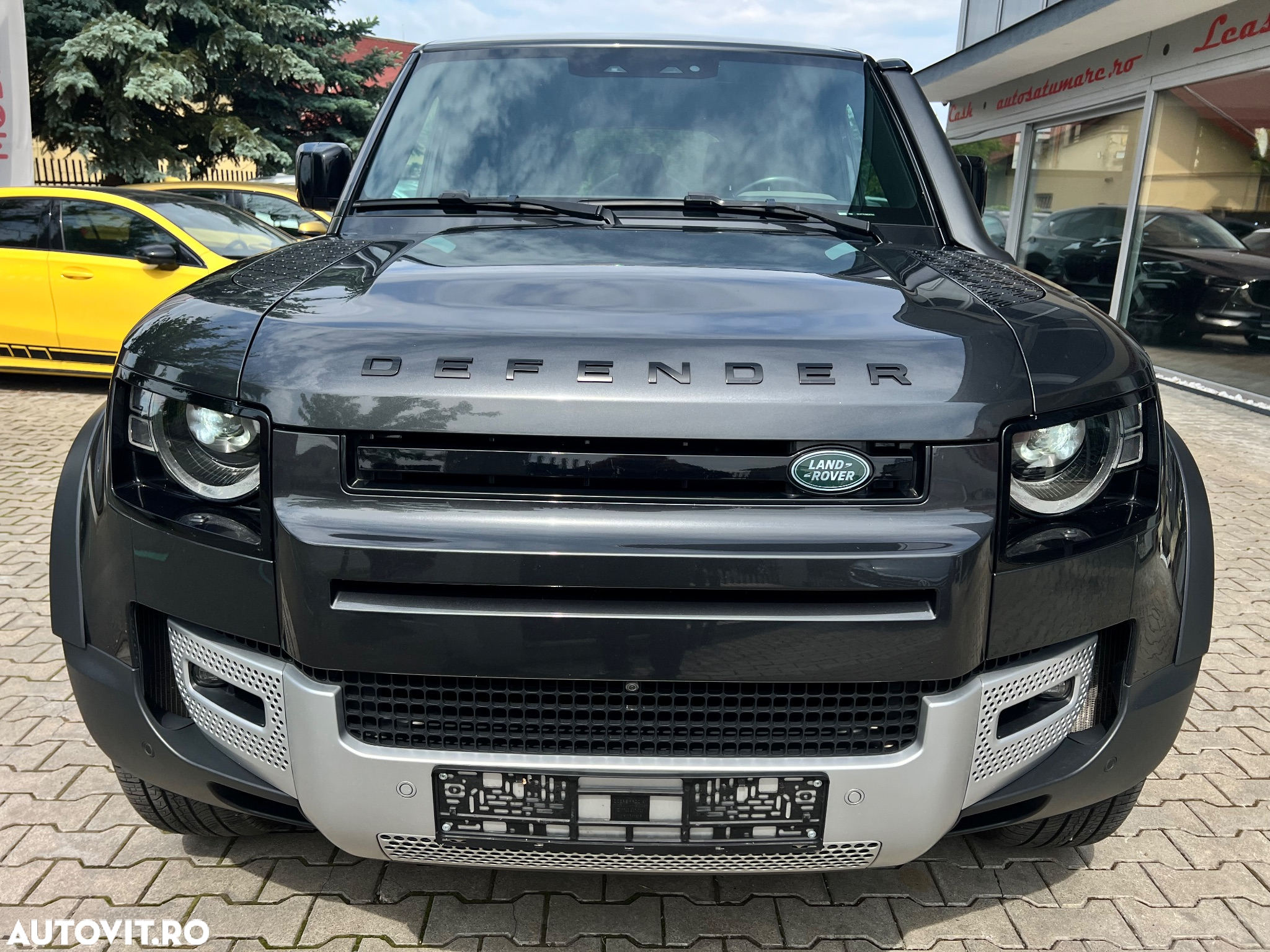 Land Rover Defender 110 3.0P 400 MHEV - 7