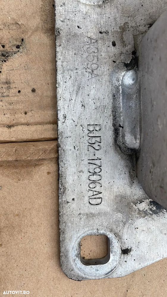 Intaritura bara spate Land Rover Evoque 2.0 d 2017 BJ32-17906AD BJ3217906AD - 2