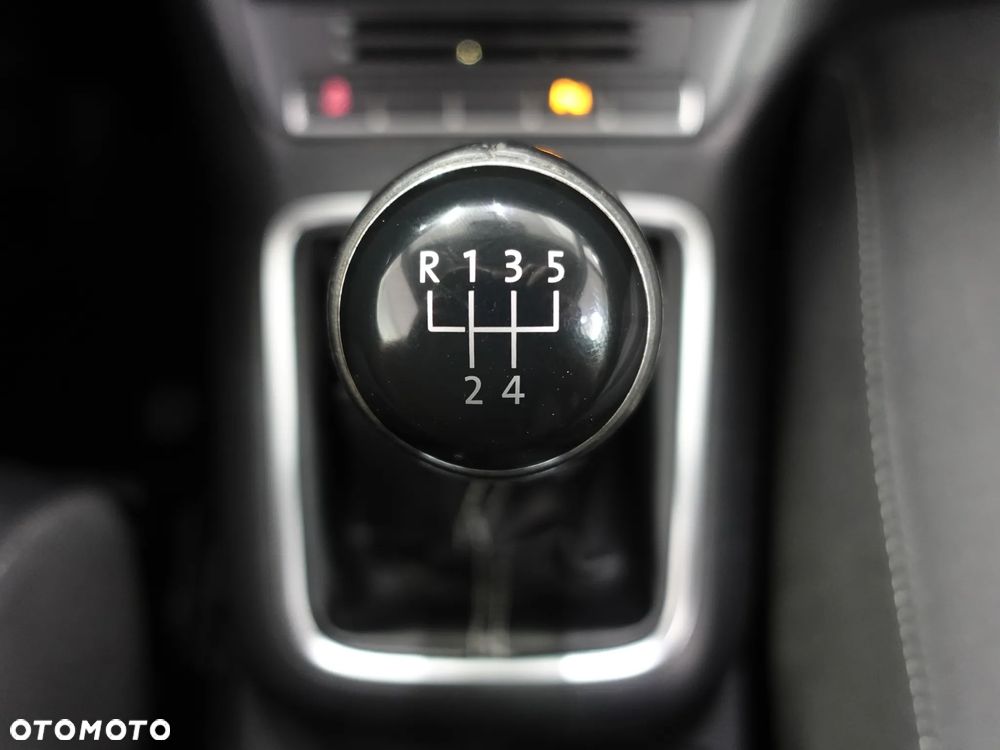 Volkswagen Golf Plus 1.6 TDI DPF MATCH - 34