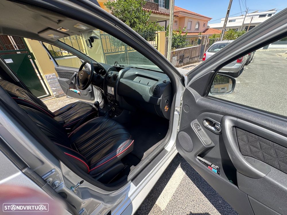 Dacia Duster 1.5 dCi Prestige 4WD - 12