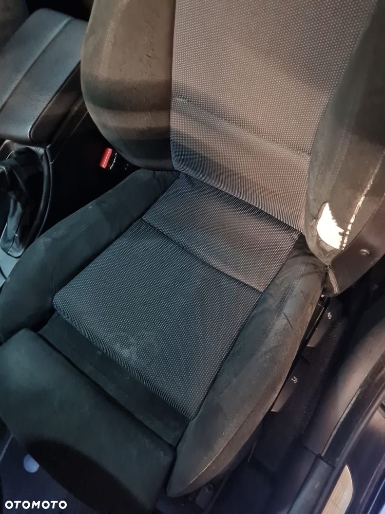 BMW Seria 3 325d - 9
