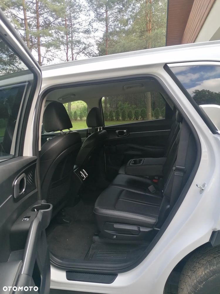 Kia Sorento - 4