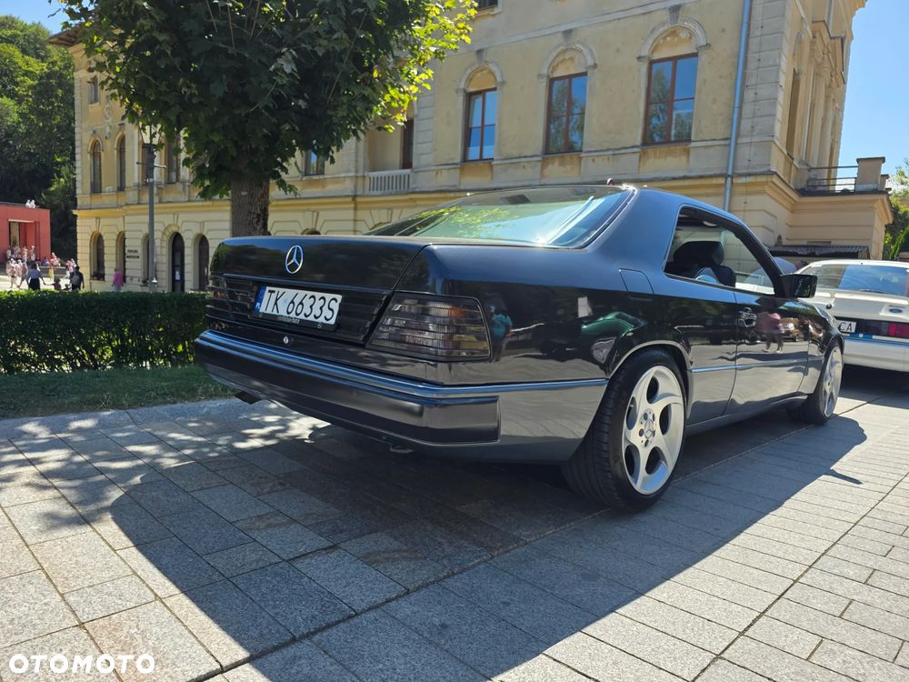 Mercedes-Benz W124 (1984-1993) - 20