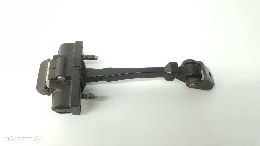 RETENTOR DA PORTA TRASEIRA DIREITA RENAULT TWINGO III DYNAMIQUE - 1