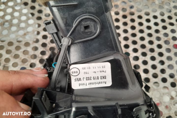 Grila ventilatie spate 8K0819203J Audi A5 8T [facelift] [2011 - 2016] - 2