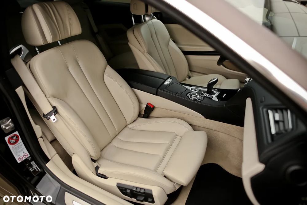 BMW Seria 6 650i xDrive - 26