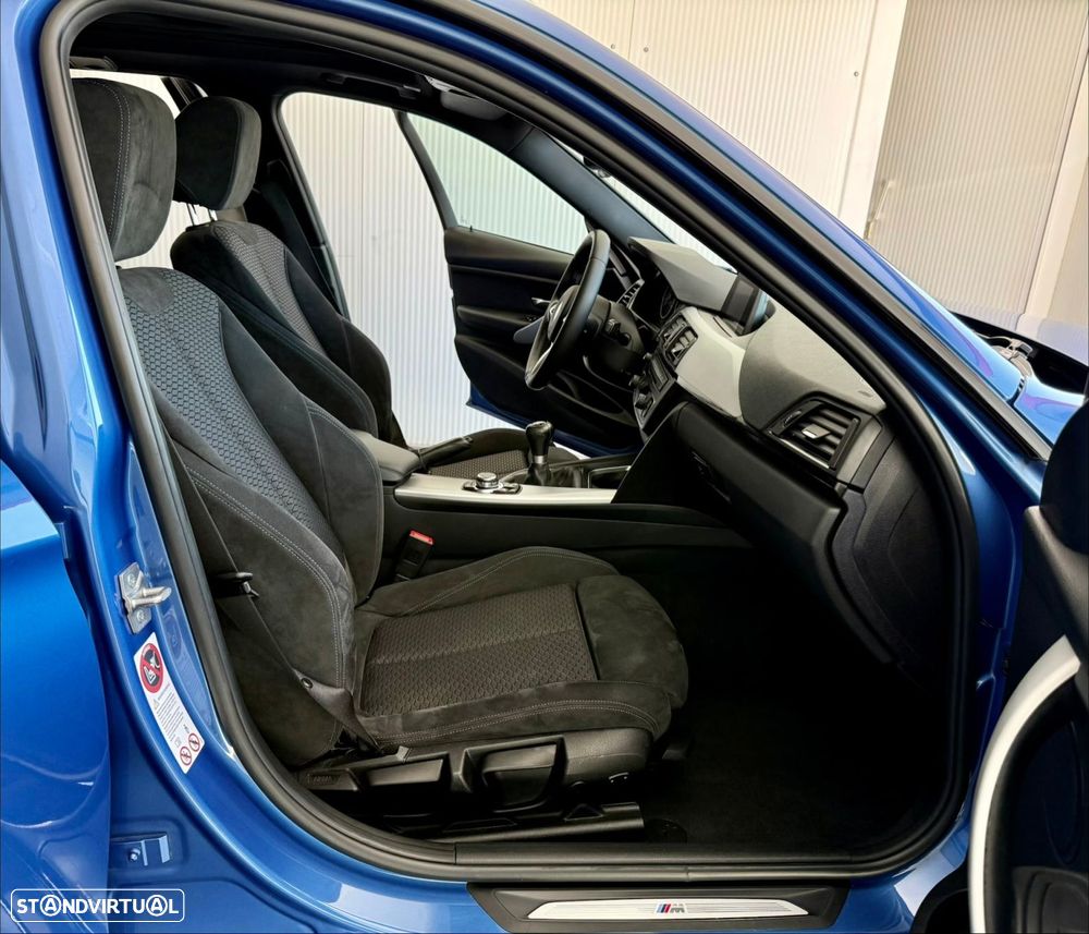 BMW 328 i Pack M - 34