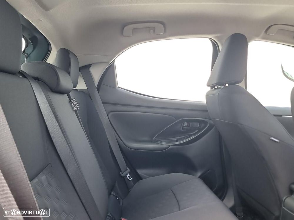 Toyota Yaris - 15