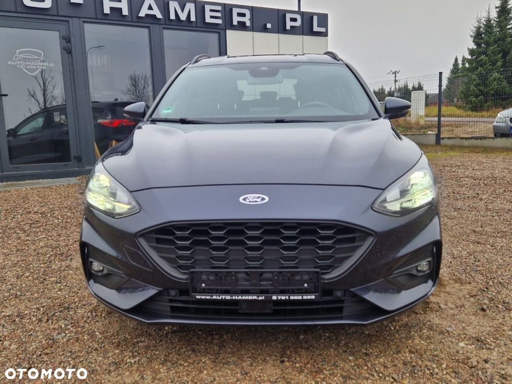 Ford Focus - 36