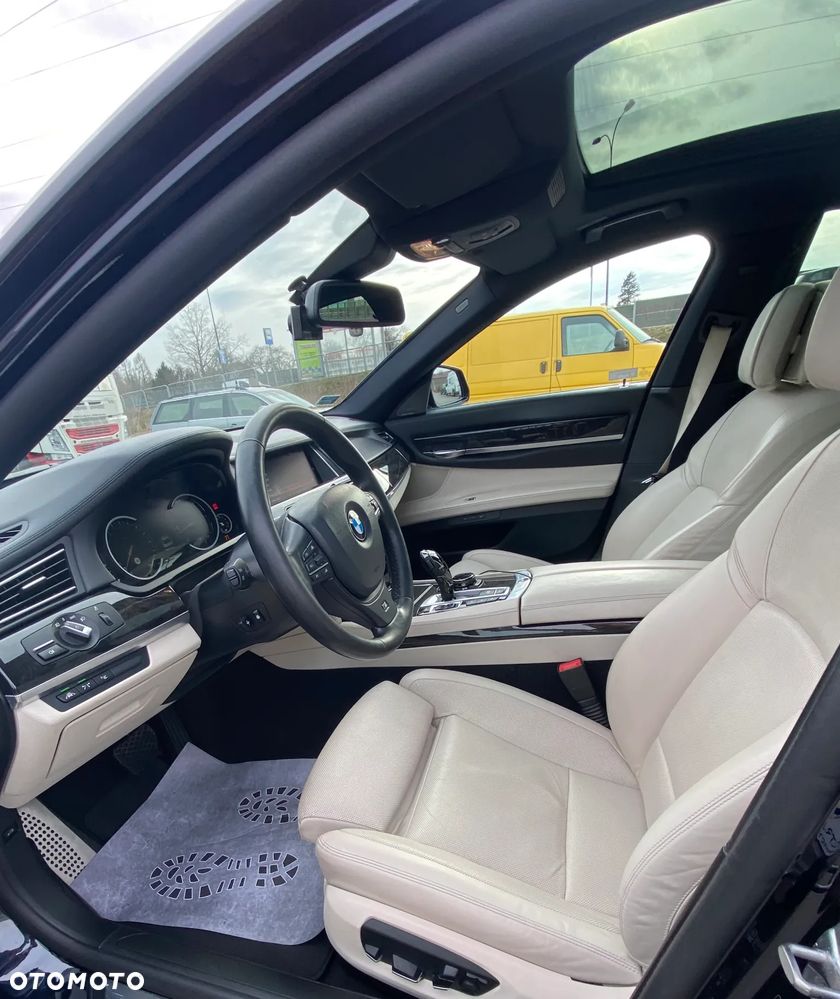 BMW Seria 7 750d xDrive - 11