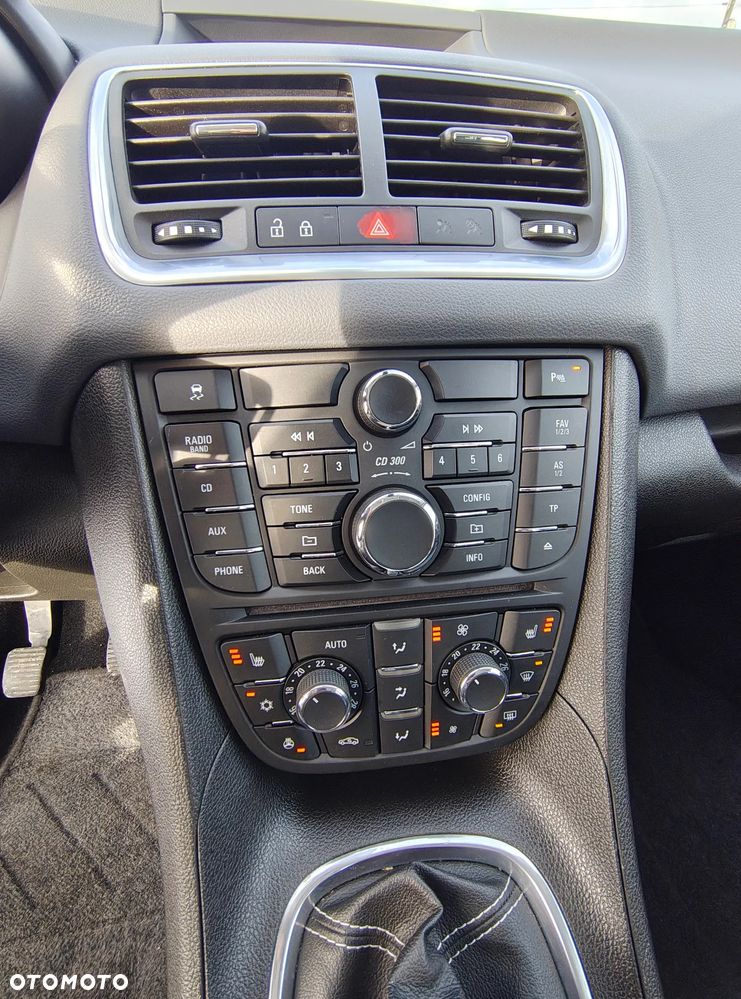 Opel Meriva 1.4 T Cosmo - 16