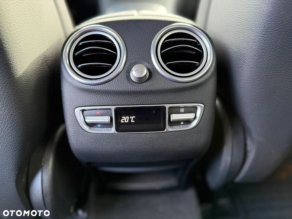 Mercedes-Benz GLC 250 4-Matic - 21