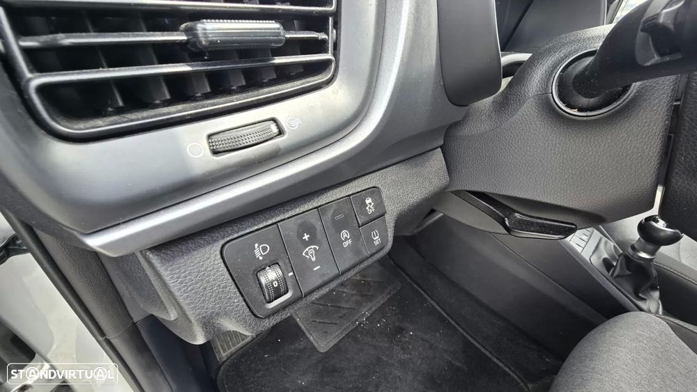 Kia Stonic 1.2 Dynamic - 19