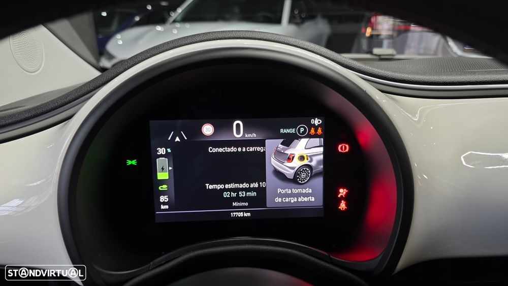 Fiat 500e 42kWh ICON - 25