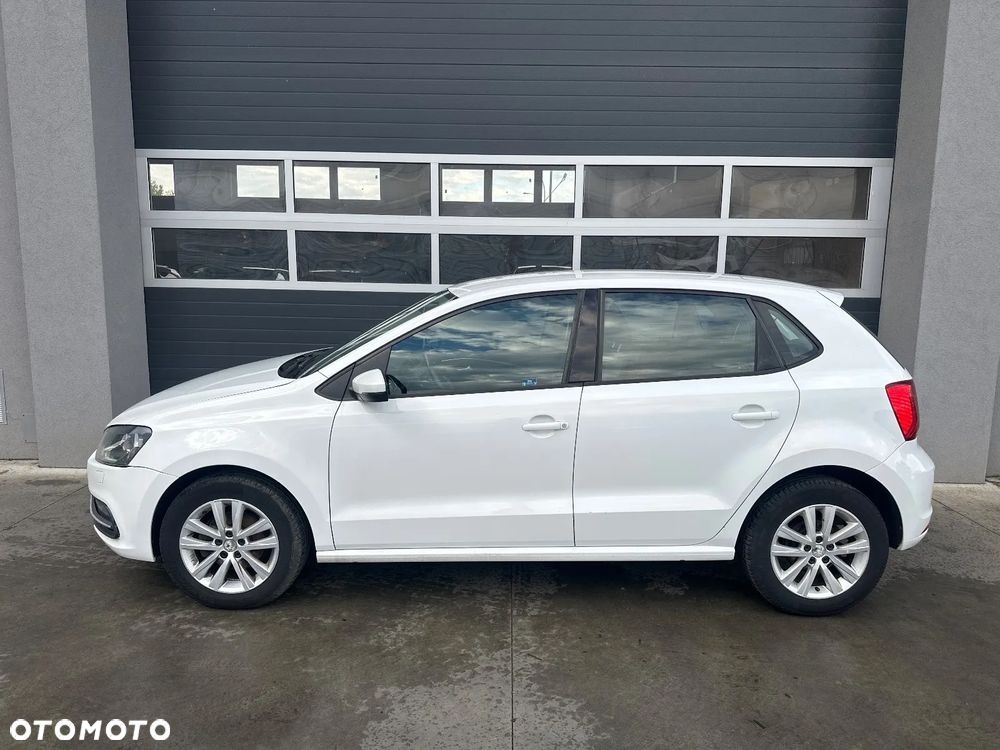 Volkswagen Polo - 1